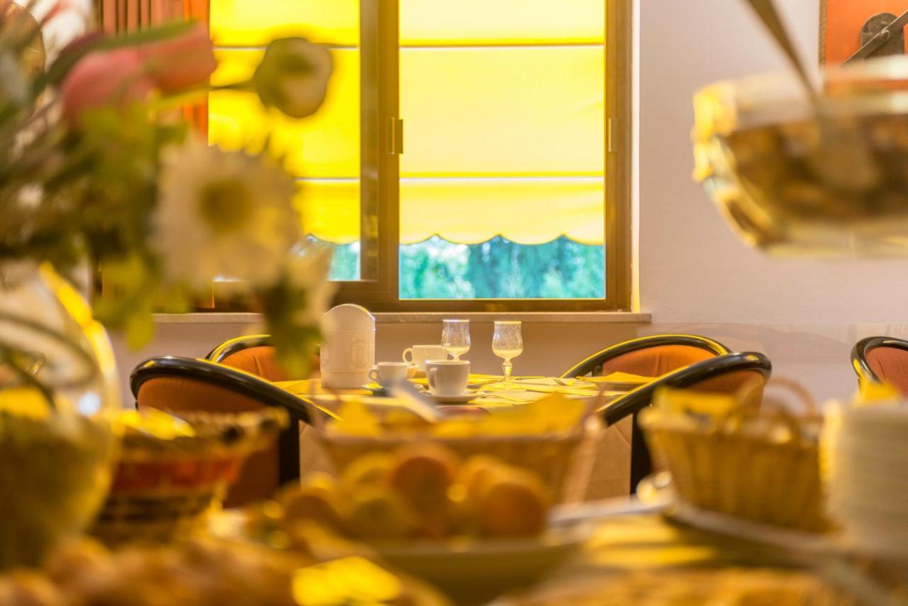 Hotel Le Rocce Magione Kültér fotó