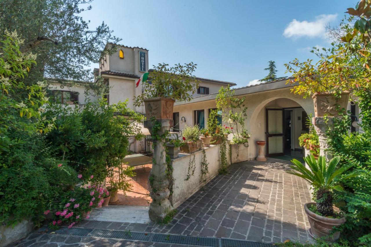 Hotel Le Rocce Magione Kültér fotó